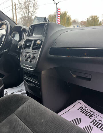 2016 Dodge Grand Caravan American Value Package