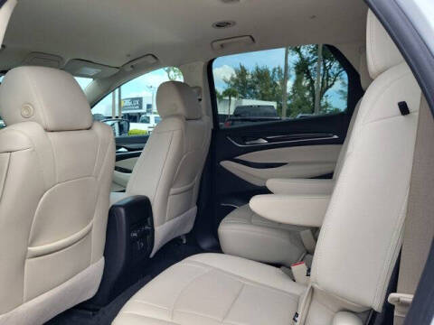 2024 Buick Enclave Essence