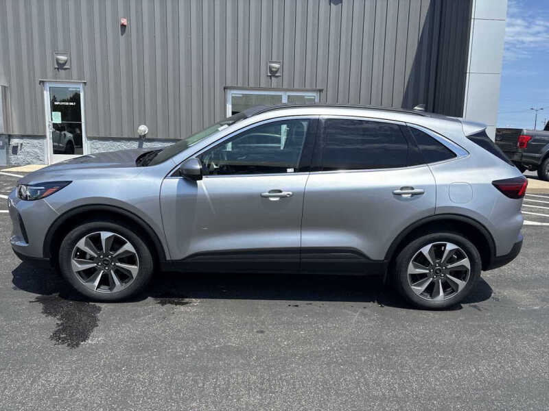 2024 Ford Escape Platinum