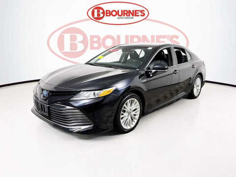 2020 Toyota Camry Hybrid XLE