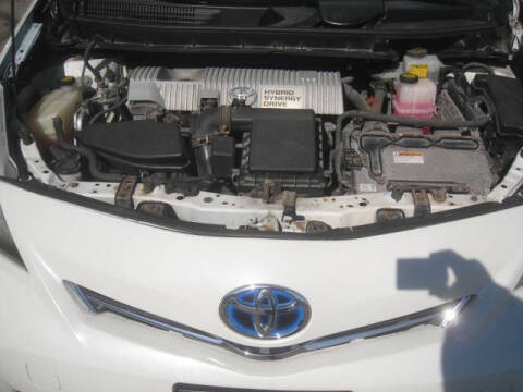 2012 Toyota Prius v Five