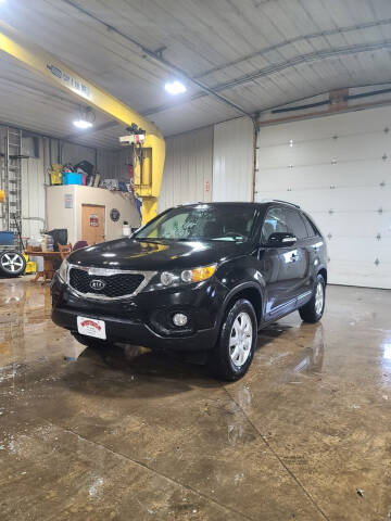 2011 Kia Sorento for sale at WESTSIDE GARAGE LLC in Keokuk IA