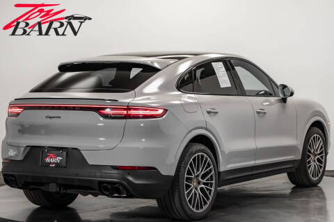 2023 Porsche Cayenne Coupe Platinum Edition