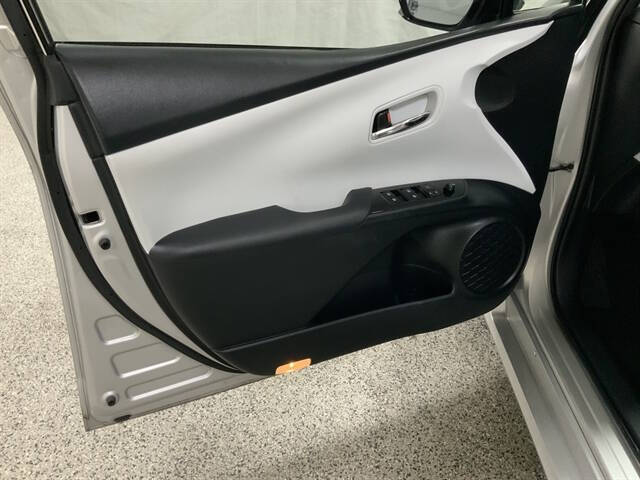 2018 Toyota Prius Three