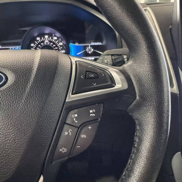 2022 Ford Edge