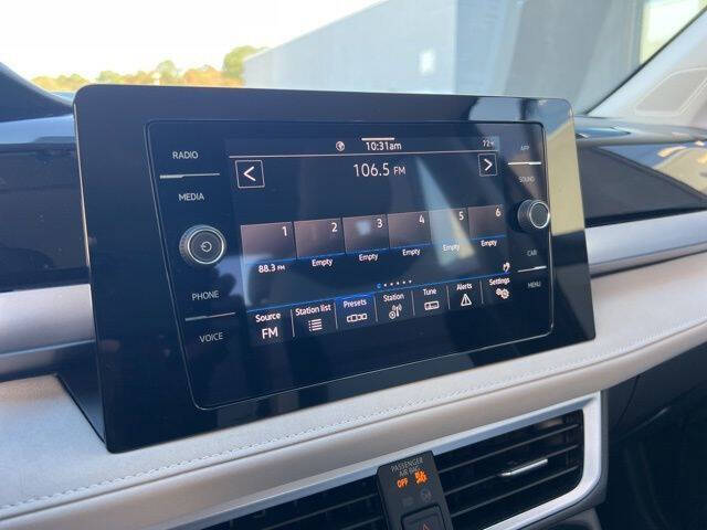 2025 Volkswagen Taos SE