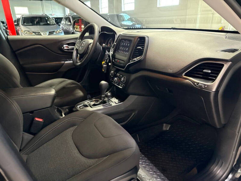 2020 Jeep Cherokee Latitude