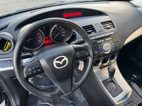 2010 Mazda MAZDA3 i Touring