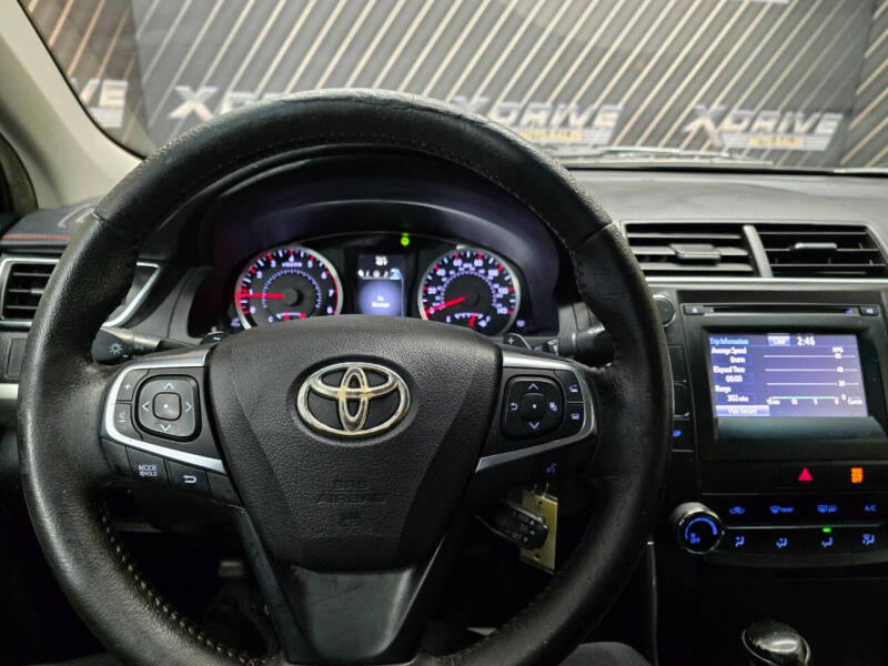 2015 Toyota Camry SE