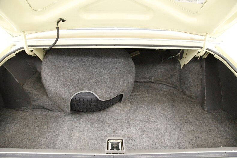 1976 Ford Thunderbird