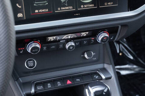 2025 Audi Q3 quattro S line Prem Plus 45 TFSI