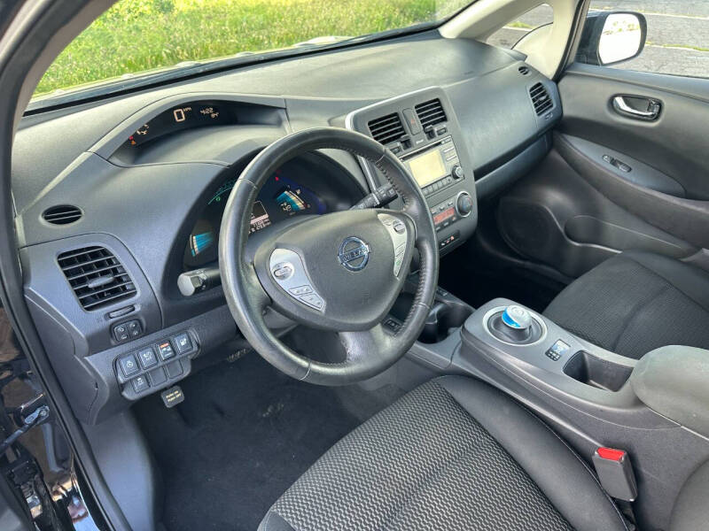 2015 Nissan LEAF S