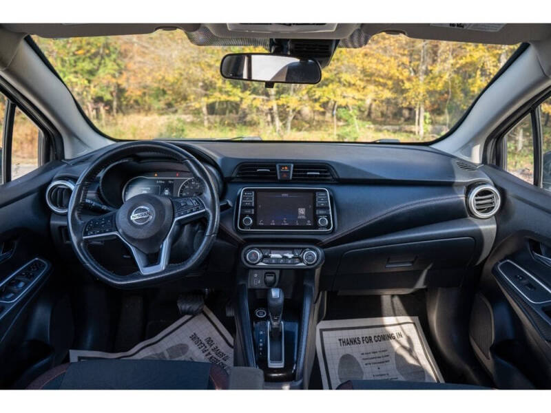 2020 Nissan Versa SR