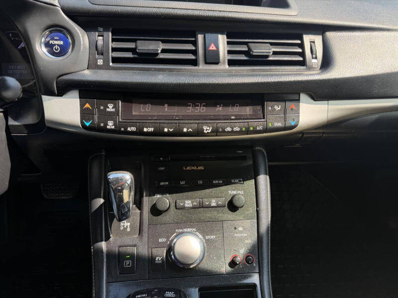 2012 Lexus CT 200h