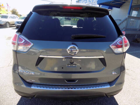 2016 Nissan Rogue SL