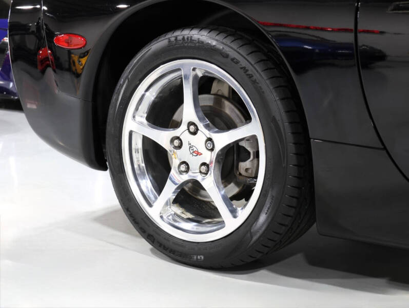 2004 Chevrolet Corvette