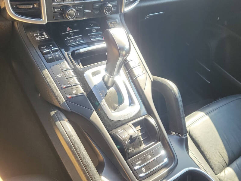 2014 Porsche Cayenne