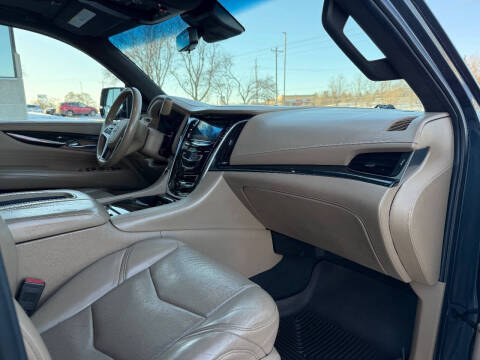 2019 Cadillac Escalade ESV Platinum