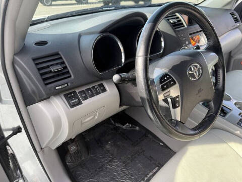 2012 Toyota Highlander Hybrid