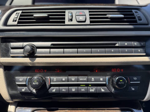 2013 BMW 5 Series 550i