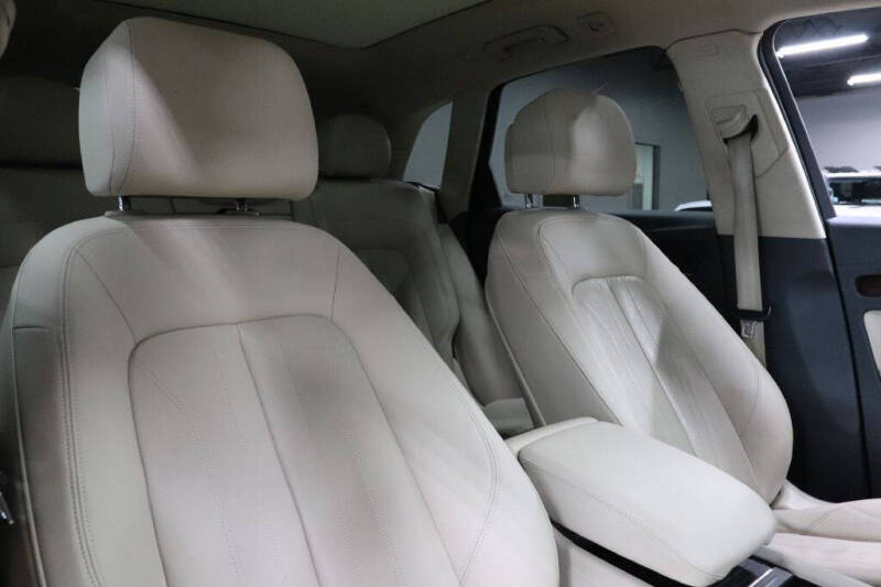 2020 Audi Q5 quattro Premium Plus 45 TFSI