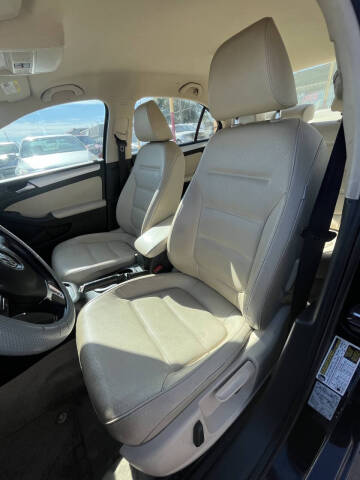 2014 Volkswagen Jetta SE