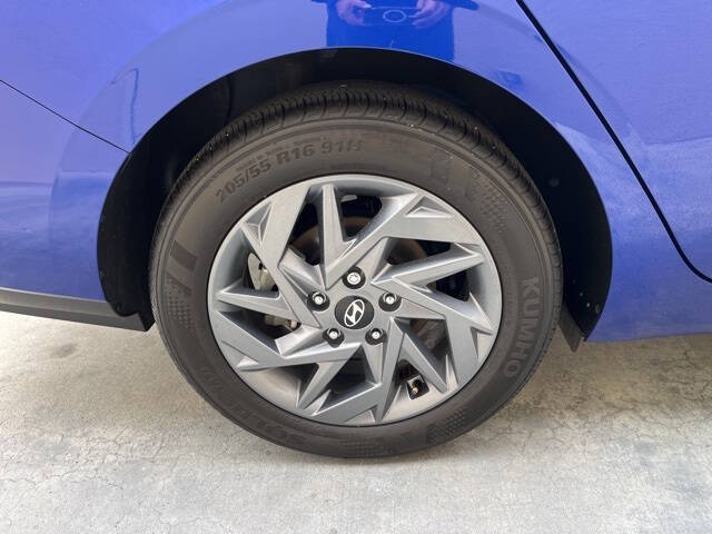 2024 Hyundai Elantra Hybrid Blue