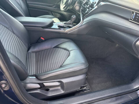 2022 Toyota Camry SE