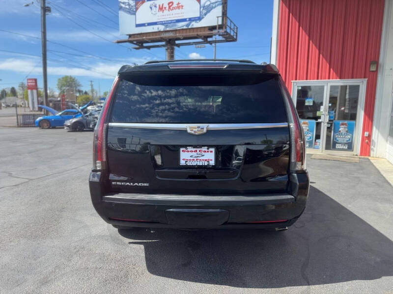 2017 Cadillac Escalade Luxury