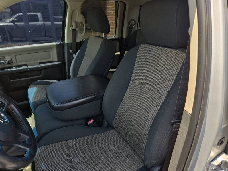 2012 RAM 1500 SLT