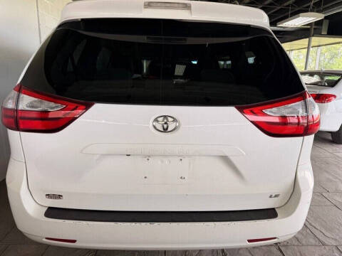 2017 Toyota Sienna