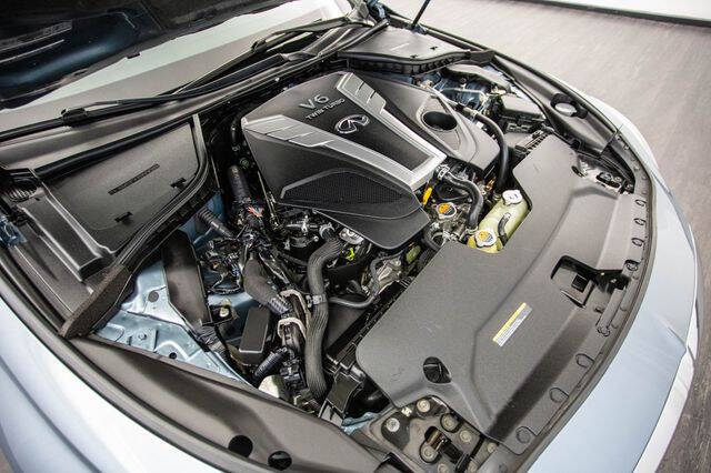 2017 Infiniti Q60 Red Sport 400