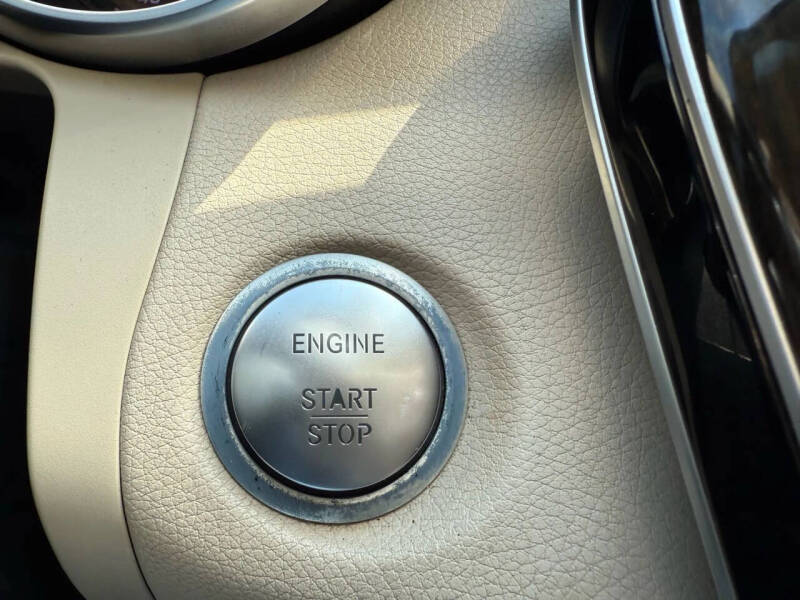 2015 Mercedes-Benz C-Class C 300