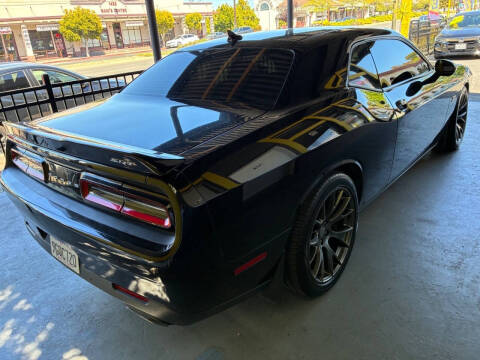 2015 Dodge Challenger SRT 392