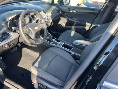 2017 Chevrolet Cruze LT Auto