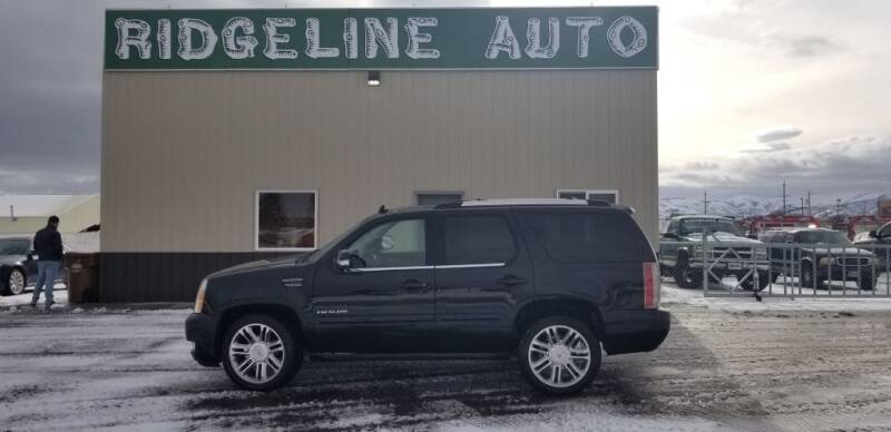2014 Cadillac Escalade for sale at RIDGELINE AUTO in Chubbuck ID