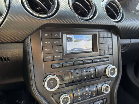 2016 Ford Mustang V6