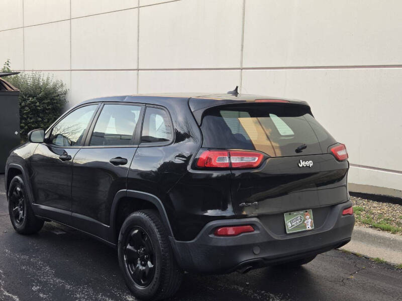 2015 Jeep Cherokee Sport