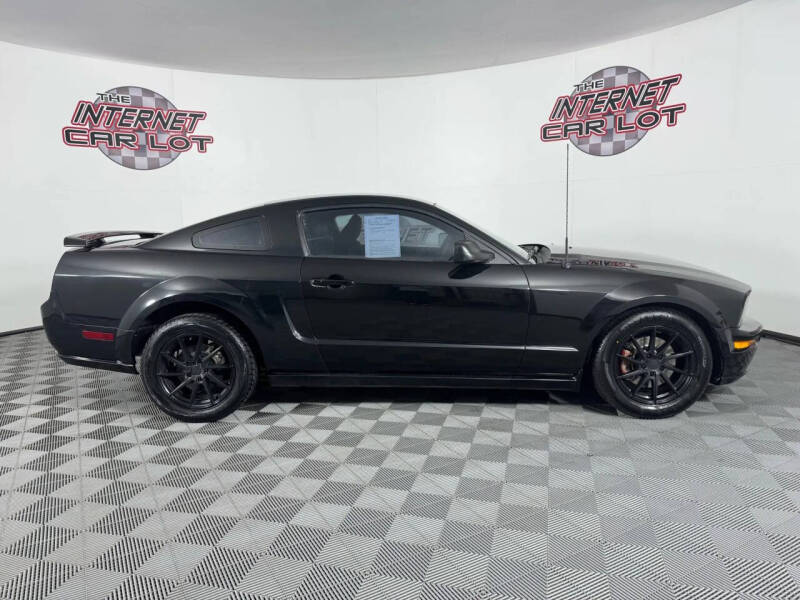 2006 Ford Mustang GT Deluxe
