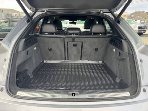 2016 Audi Q3 2.0T quattro Prestige