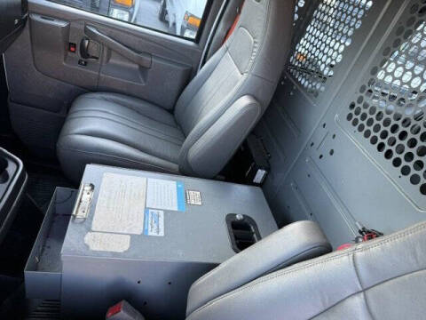 2017 Chevrolet Express 2500