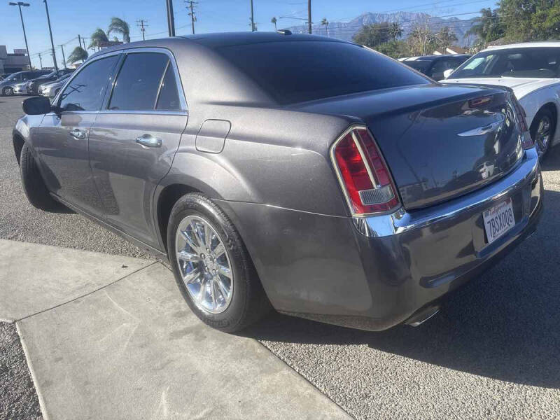 2014 Chrysler 300 C