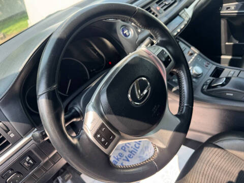 2013 Lexus CT 200h