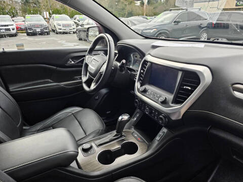 2017 GMC Acadia SLT-1