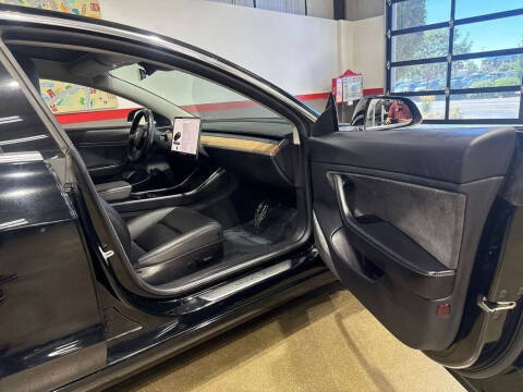 2018 Tesla Model 3 Performance