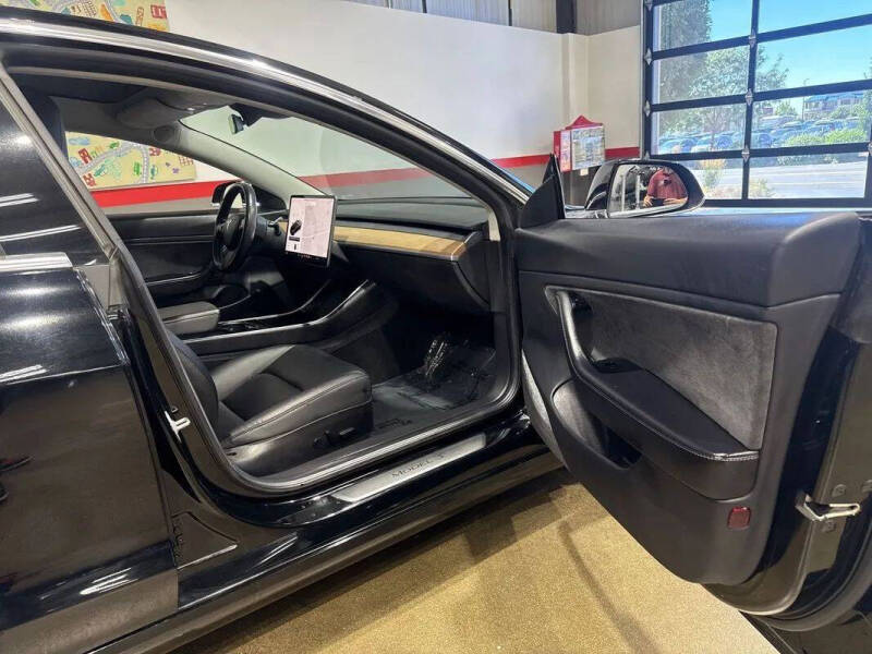 2018 Tesla Model 3 Performance