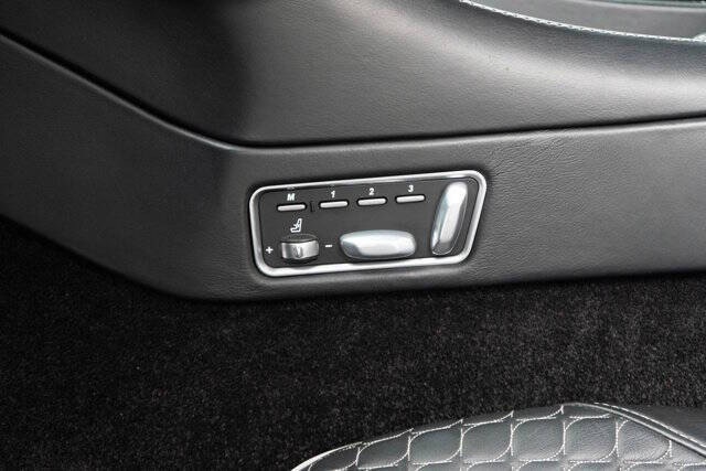 2016 Aston Martin Vanquish