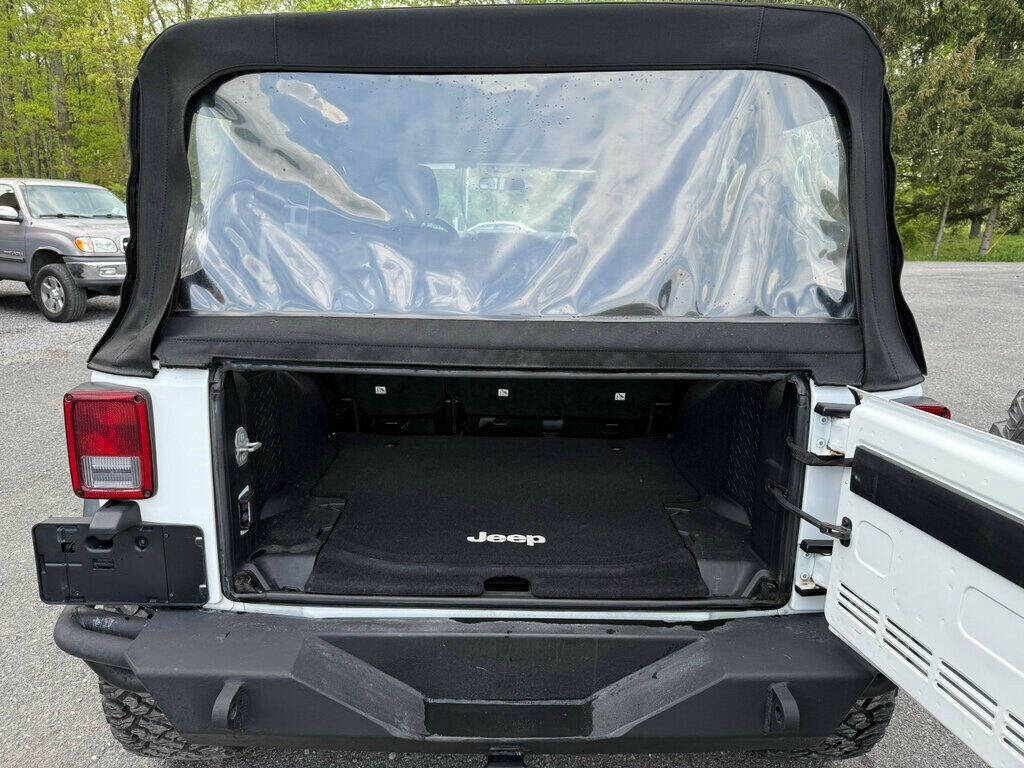 2015 Jeep Wrangler Unlimited 43