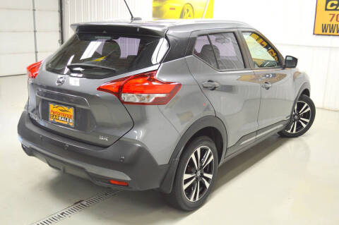2020 Nissan Kicks SR