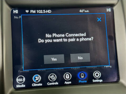 2023 Chrysler 300 Touring L